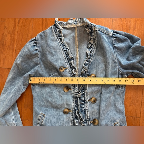 NWOT SHEIN Blue Denim Jacket with Ruffle Trim - Picture 3 of 5